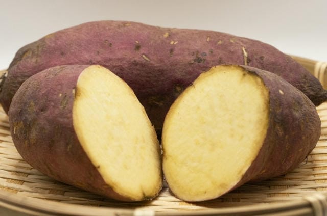 さつまいもの中にある茶色の斑点は何?生理的現象と腐敗や傷みの違い